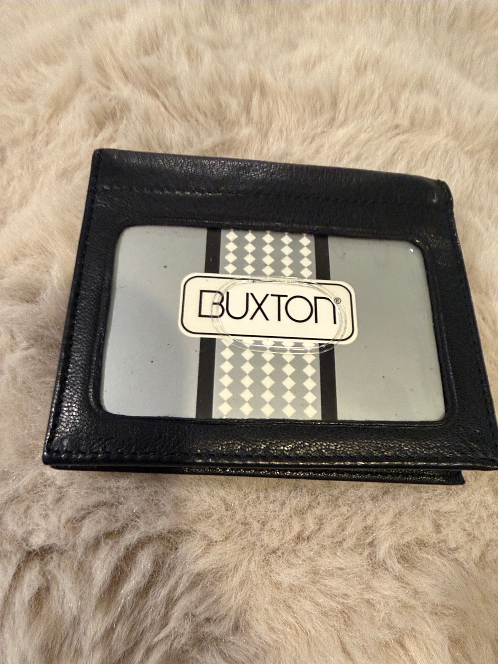 Buxton Men’s Black Leather Wallet Holder with Patterned Insert